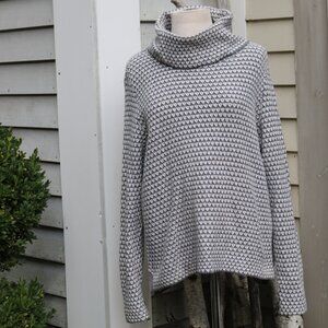 Fat Face Grey & White Triangle Pattern Turtleneck Cotton Blend Sweater Sz 14